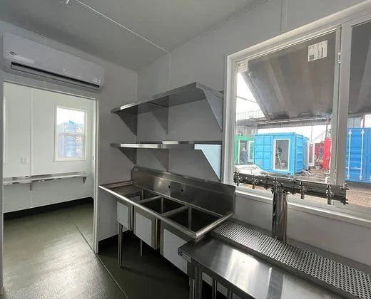 Containerbar ausgestattet mit 40 Fuß