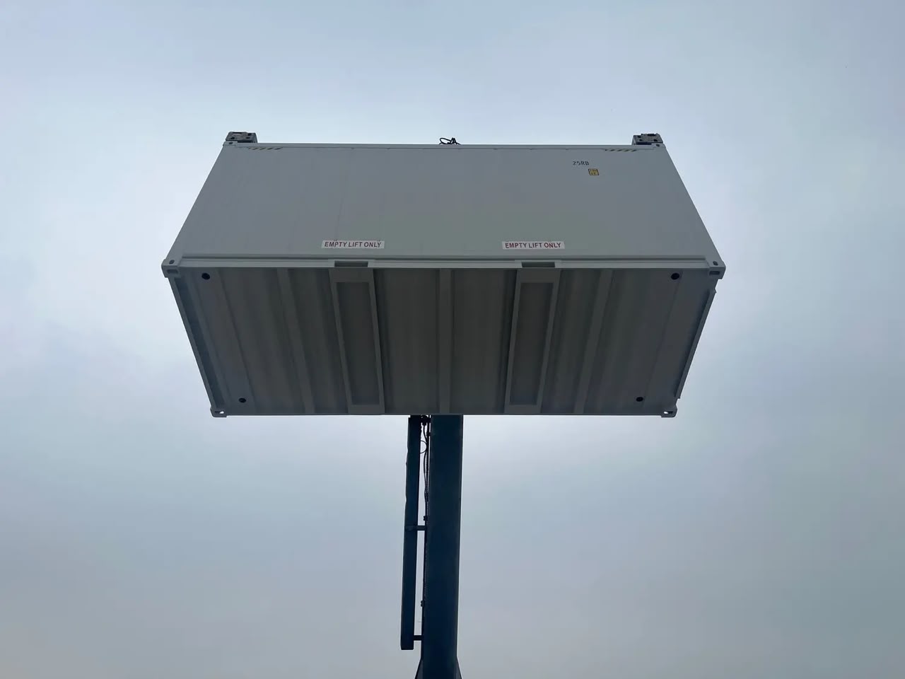 20′ High Cube Reefer Container mit versenkter Butcher-Tür