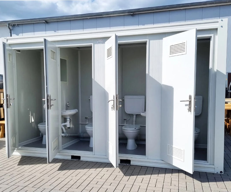 XXL Toilettencontainer mit 8 Kabinen für Veranstaltungen