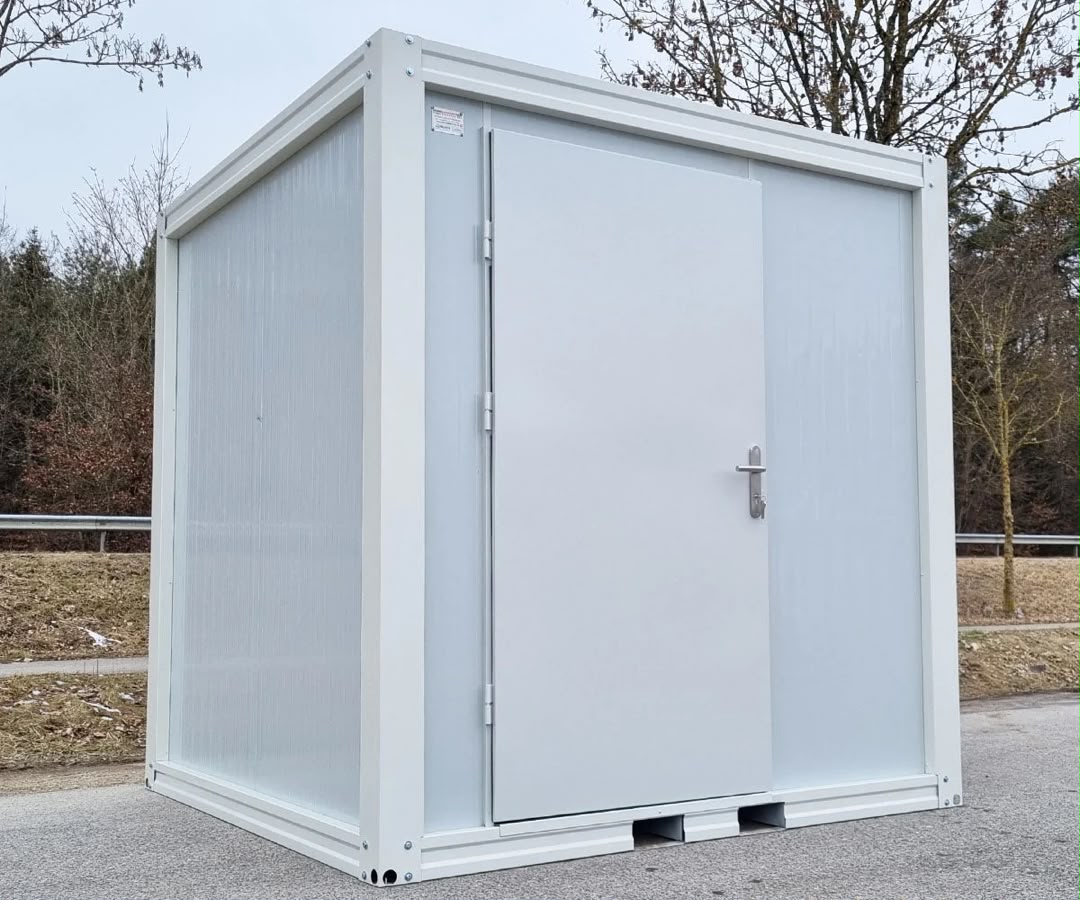 Behinderten Toilette - WC Container mit Rampe - barrierefrei